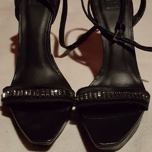 Herver Leger Heels